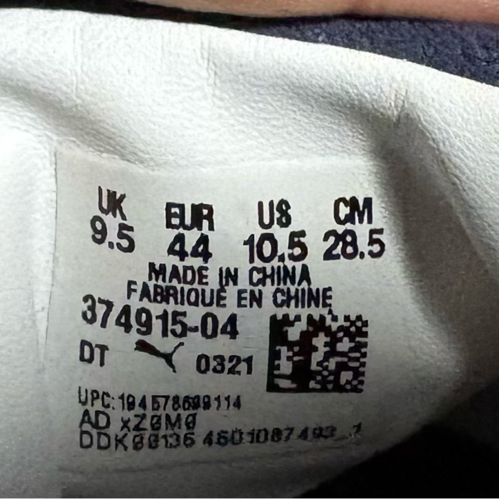 Puma White and Black Sneakers